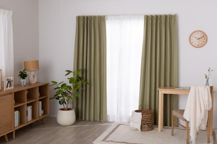 国産ツイードカーテンで彩る書斎部屋