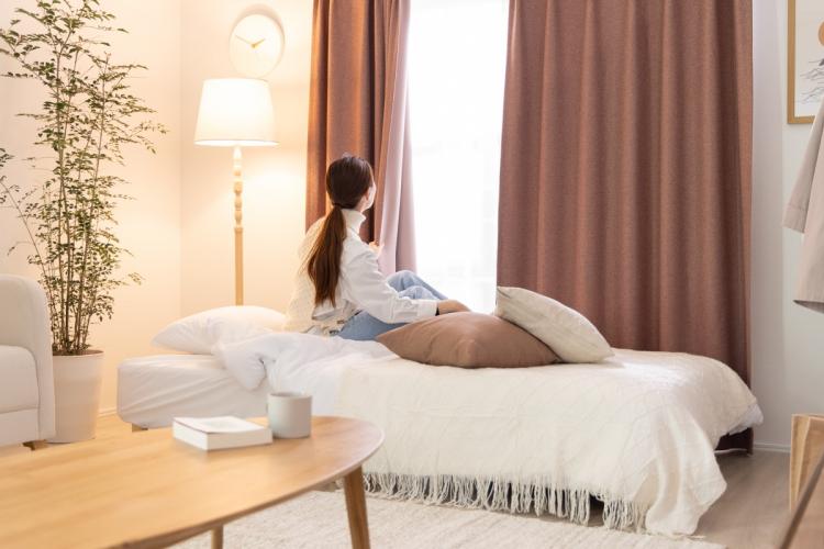 Japaneseナチュラルなお部屋で間接照明のほっこりとした光に包まれて