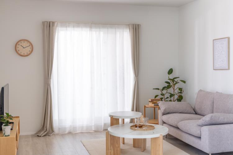 ”UVカット機能付き”お花の刺繍レースがポイント