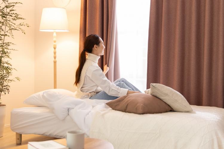 Japaneseナチュラルなお部屋で間接照明のほっこりとした光に包まれて