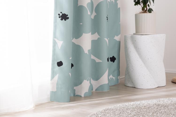 デザインカーテンで北欧ナチュラルな空間に