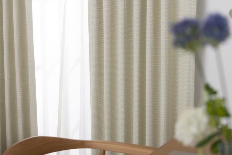 陽だまりを部屋に招く [ニュアンスイエロー]