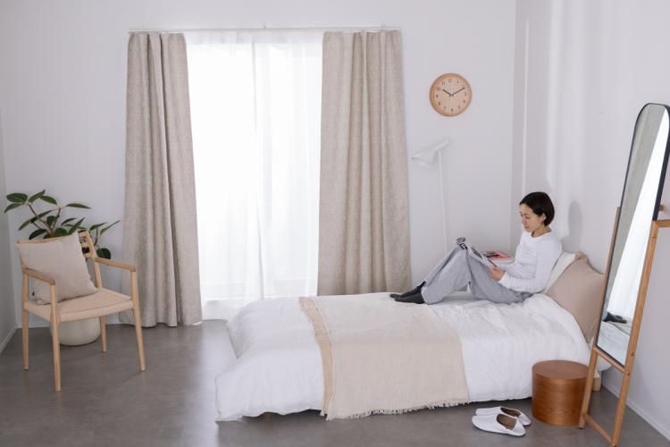 軽やかで頼れる、花粉キャッチレース